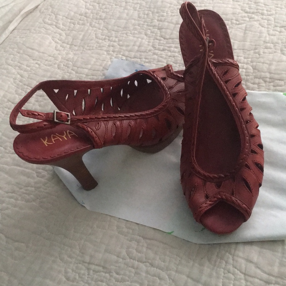 Shoes kaya